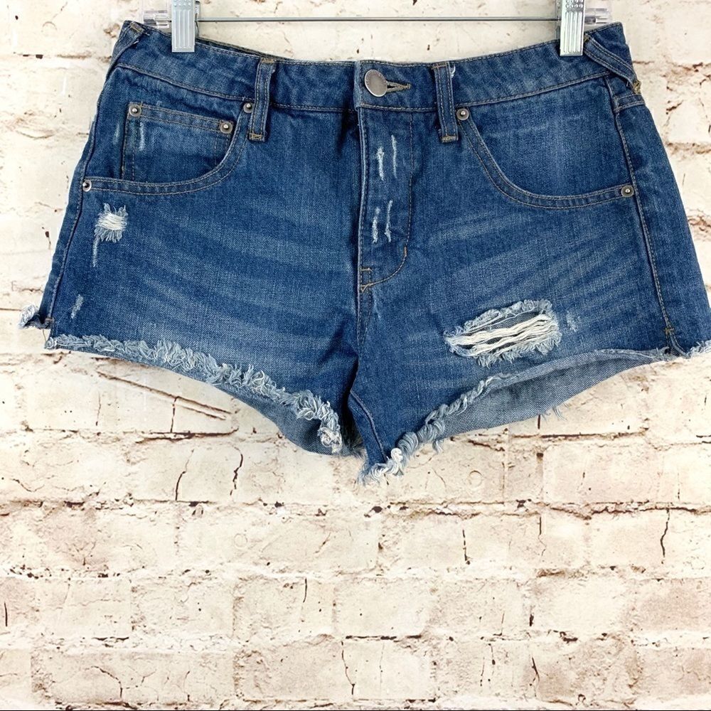 Life in Progress distressed jean shorts